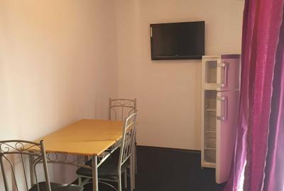Apartament cu 2 camere semidecomandat în Dâmbovița - 3