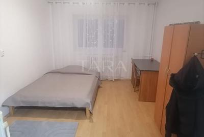 Garsonieră semidecomandată, mobilată în Gruia