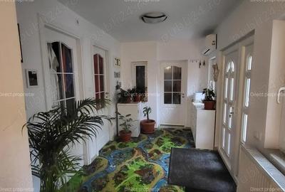 Vand casa 4 camere Sector 1 - 4