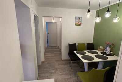 Vând apartament 2 camere decomandat , confort 1 -str. Mehedinți - 1
