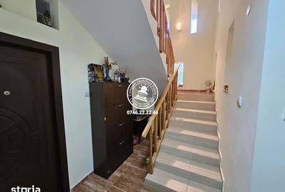 Casă cu 8 camere cu Teren 1350 Mp în Valea Lupului - 2