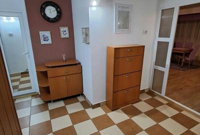 Apartament cu 3 camere decomandat în Ultracentral