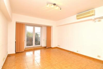 INCHIRIERE APARTAMENT 4 CAMERE UNIRII - METROU UNIRII - 4