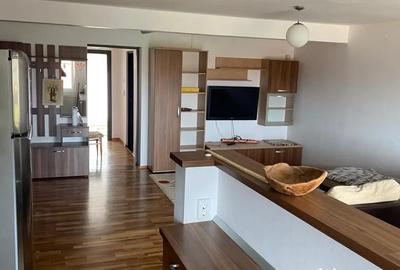 Apartament cu 3 camere decomandat în Central - 2