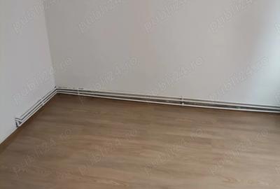 Apartament de vanzare - 3