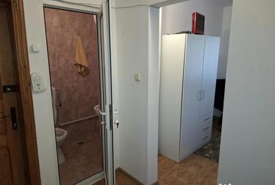 Garsonieră decomandată în Central - 2