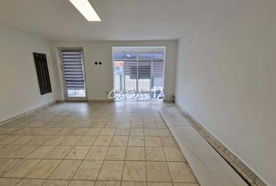 Spațiu comercial, de 32 mp, în 9 Mai - 1