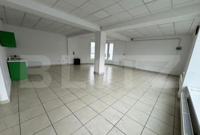 Spa?iu birou - 70 m, central, parcare - 1