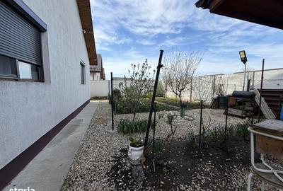 Casă cu 3 camere cu Teren 400 Mp în Domnești - 4