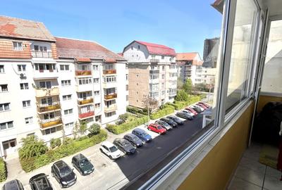 Apartament cu 4 camere semidecomandat, mobilat în Valea Aurie - 11