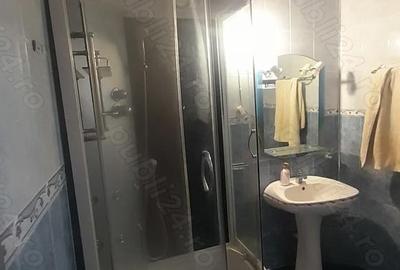 Casă cu 6 camere în Rovine - 6