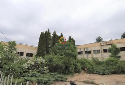 Spațiu comercial, de 3,725 mp, în Central - 8