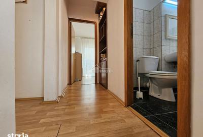 Apartament cu 3 camere decomandat în Central