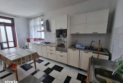 Casă cu Teren 500 Mp în Central - 18