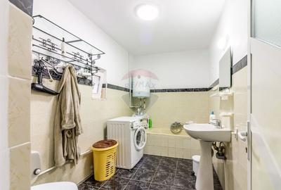 Casă cu 5 camere cu Teren 1842 Mp în Picior de Munte - 9