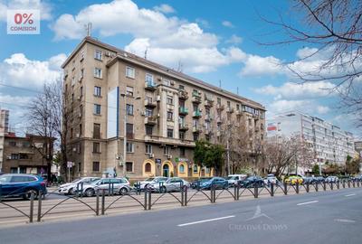 Apartament cu 5 camere decomandat în P-ța Victoriei - 2