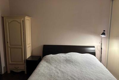 Apartament cu 3 camere decomandat în Central - 1