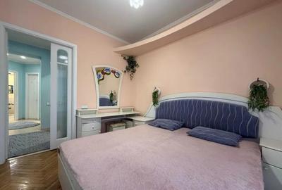 3 Camere zona Crangasi - 8