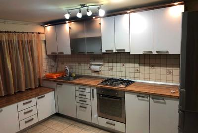 Apartament cu 3 camere decomandat în Central - 16