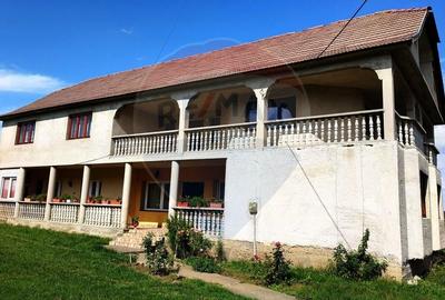 Casa de vanzare cu  teren de 3.869 mp in Cosniciu de Jos /Ip, Salaj - 2