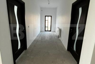 Casă cu 5 camere cu Teren 500 Mp în Central - 1