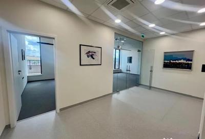 Spațiu comercial, de 146 mp, în Semicentral - 15