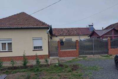 Casă cu 4 camere în Frumușeni - 12