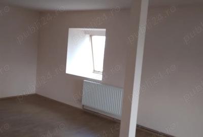 Casă cu 5 camere cu Teren 1000 Mp în Central - 8