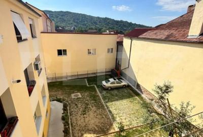 Apartament cu 3 camere decomandat în Central - 6
