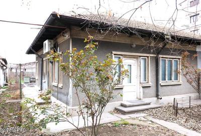 Gara - Spitalul CFR - Str. Scolii, casa din caramida, teren 380 mp! - 2