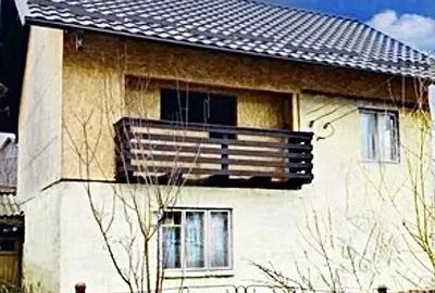 Casă cu 5 camere cu Teren 500 Mp în Central - 2