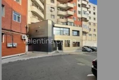 Spațiu comercial, de 260 mp, în Central