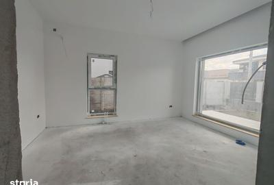 Casă cu 4 camere cu Teren 300 Mp în Central