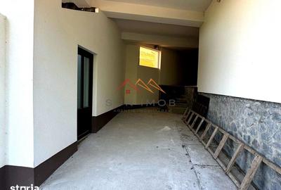 Casă cu 5 camere decomandat cu Teren 304 Mp în Poiana - 14