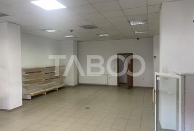 Spatiu comercial de inchiriat 90 mpu curte 35 mp in Poplaca - 1