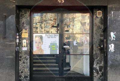 Apartament cu 4 camere nemobilat in P-ta Victoriei langa Orange - 12