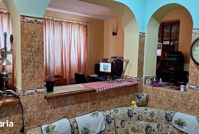 Casă cu 10 camere cu Teren 2665 Mp în Central - 17
