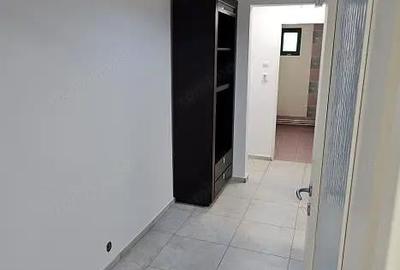 Spațiu comercial, de 110 mp, în Govândari