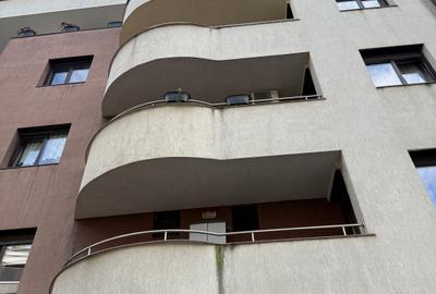 APARTAMENT 4 CAMERE -TERASA 32MP - HERASTRAU - COMISION 0% - 6