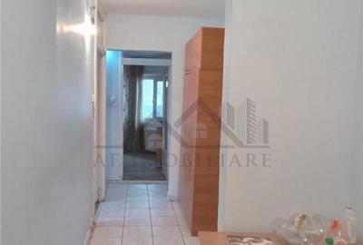 Apartament 3 camere zona Nicolina - 4