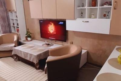 Apartament cu 2 camere decomandat în Roman - 8