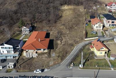 Teren Construcții intravilan de 1252 mp, în Central - 3