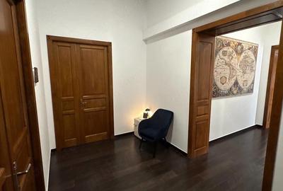 Spațiu comercial, de 1,312 mp, în Baza 3