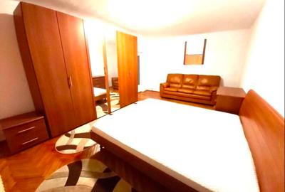 UNIRII CENTRAL, apartament -4 camere,decomandat, PROPRIETAR - 4