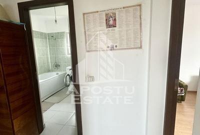 Apartament cu 2 camere semidecomandat în Giroc