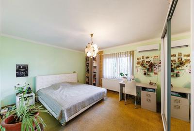 Casă individuală cu 6 camere cu Canalizare în Elisabetin - 18