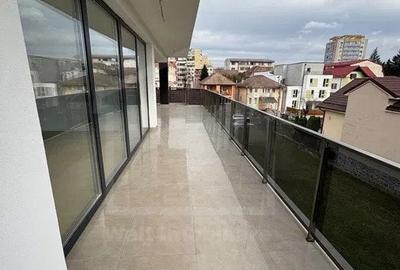 Vila in cartier Gheorgheni constructie noua