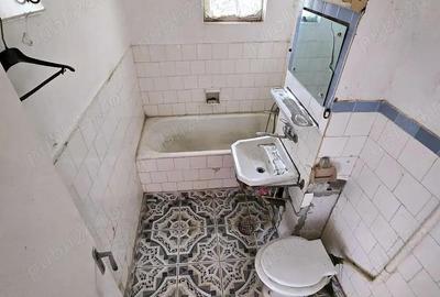 Apartament cu 3 camere decomandat | Etajul 3 - Botizului - 8