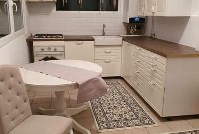 Casă cu 4 camere în Central - 4