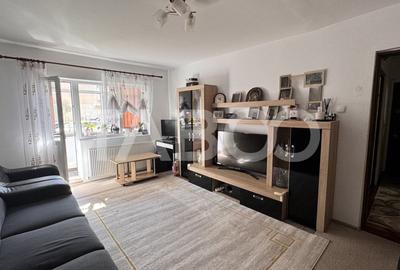Apartament cu 3 camere decomandat, mobilat în Ștrand